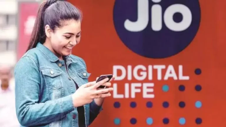 Jio YouTube Premium Offer Jio Relaunches Rs 189 Plan: Reliance Jio, since its entry into the Indian telecom market, has made a remarkable impact by offering affordable mobile services. The company, owned by Mukesh Ambani, quickly became the top choice for millions of customers across the country with its budget-friendly data plans.